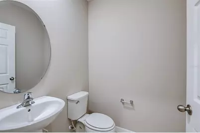 36864 Sagemoor Drive, Zephyrhills, FL 33541 - Photo 10