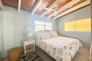 6006 Midnight Pass Rd, Sarasota, FL 34242 - Photo 8