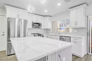 11728 Raintree Dr, Temple Terrace, FL 33617 - Photo 12