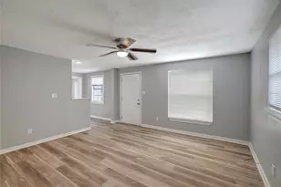 8720 N Dexter Ave, Tampa, FL 33604 - Photo 6