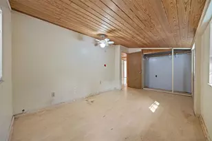 2802 Wilson Cir, Lutz, FL 33548 - Photo 20