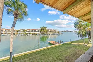 546 Plaza Seville Ct, Treasure Island, FL 33706 - Photo 1