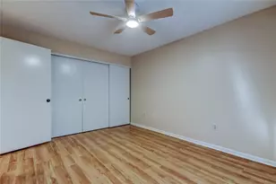 3186 Charter Club Dr, Tarpon Springs, FL 34688 - Photo 26