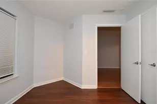 11901 4th Street N, Saint Petersburg, FL 33716 - Photo 32