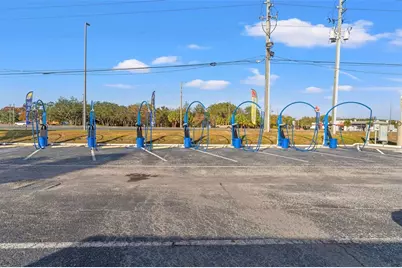 1108 Commercial Way, Spring Hill, FL 34606 - Photo 10