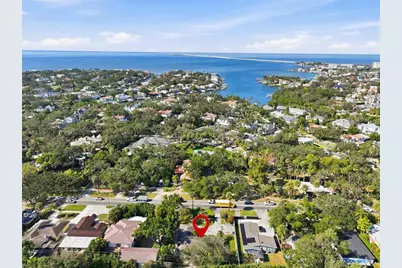 810 S West Shore Boulevard, Tampa, FL 33609 - Photo 36