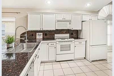 302 Tavestock Loop, Winter Springs, FL 32708 - Photo 14