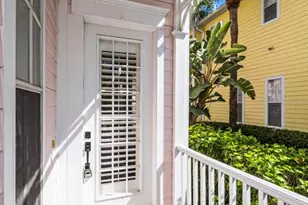 924 Hemingway Cir, Tampa, FL 33602 - Photo 12