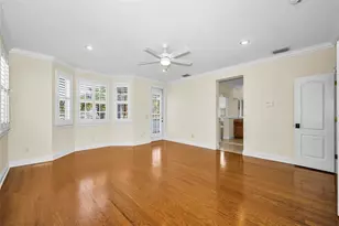 924 Hemingway Cir, Tampa, FL 33602 - Photo 48