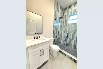 1919 30th Avenue N, Saint Petersburg, FL 33713 - Photo 6