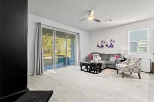 32946 Kaloko Rd, Wesley Chapel, FL 33543 - Photo 8