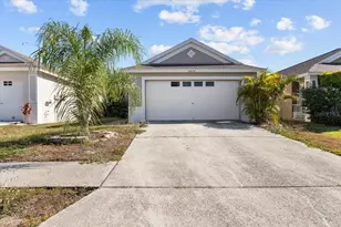 6052 Pointe Pleasant Blvd, Wesley Chapel, FL 33545 - Photo 2