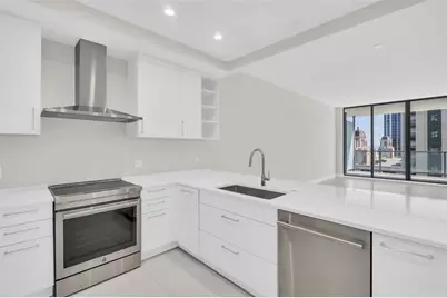 275 1st Avenue S #1104, Saint Petersburg, FL 33701 - Photo 14