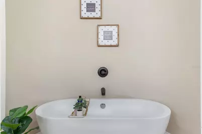 2721 Pebble Beach Drive, Navarre, FL 32566 - Photo 40