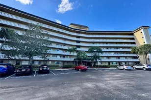 8950 Park Blvd, Seminole, FL 33777 - Photo 2