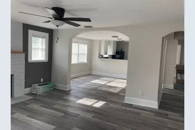 5200 3rd Avenue S, Saint Petersburg, FL 33707 - Photo 8