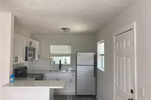 5200 3rd Ave S, Saint Petersburg, FL 33707 - Photo 22