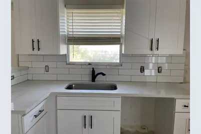 5200 3rd Avenue S, Saint Petersburg, FL 33707 - Photo 12