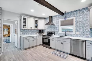 126 90th Ave, Treasure Island, FL 33706 - Photo 8