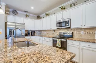12300 Canavese Ln, Venice, FL 34293 - Photo 10