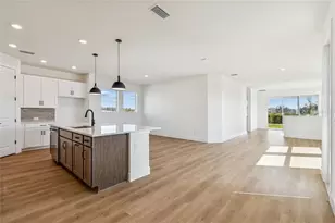 5648 Spivey Ct, Wesley Chapel, FL 33545 - Photo 4