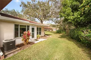 314 Knottwood Ct, Sun City Center, FL 33573 - Photo 20