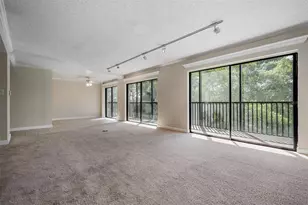 3200 Cove Cay Dr, Clearwater, FL 33760 - Photo 10