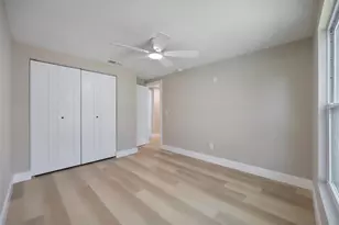 13824 Cherry Brook Ln, Tampa, FL 33618 - Photo 34