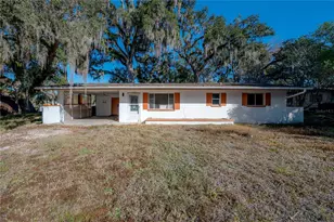 34745 Gardenia Way, Dade City, FL 33523 - Photo 1