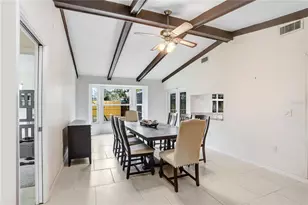 813 Exmoor St, Sarasota, FL 34243 - Photo 20