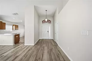 31202 Baclan Dr, Wesley Chapel, FL 33545 - Photo 6