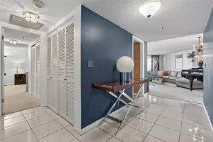 5950 Pelican Bay Plaza S, Gulfport, FL 33707 - Photo 12