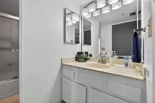 5950 Pelican Bay Plaza S, Gulfport, FL 33707 - Photo 38