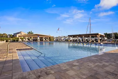 5950 Pelican Bay Plaza S #406, Gulfport, FL 33707 - Photo 50
