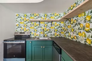 4511 S Oak Dr, Tampa, FL 33611 - Photo 12