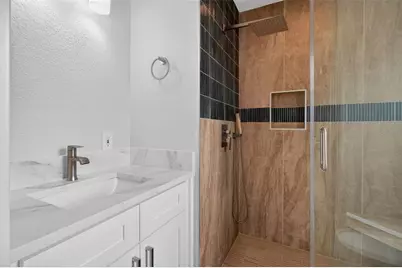 1073 79th Street S, Saint Petersburg, FL 33707 - Photo 30
