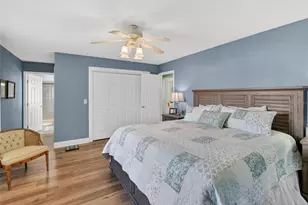 6518 Debbie Ln S, Saint Petersburg, FL 33707 - Photo 42