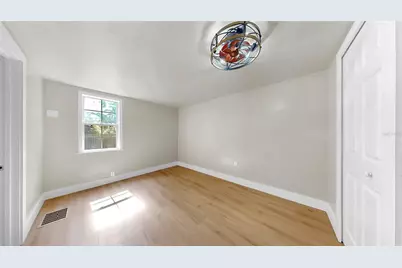 1005 45th Street W, Bradenton, FL 34209 - Photo 10