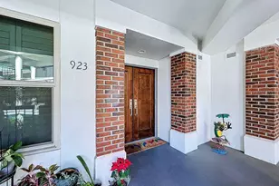 923 Seddon Cove Way, Tampa, FL 33602 - Photo 2