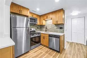 8616 N Orangeview Ave, Tampa, FL 33617 - Photo 14