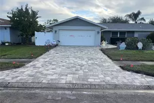 13454 Hacienda Dr, Largo, FL 33774 - Photo 1