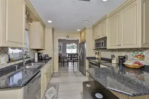 13931 Dominica Dr, Seminole, FL 33776 - Photo 12