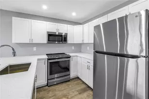 9105 W Hillsborough Ave, Tampa, FL 33615 - Photo 16