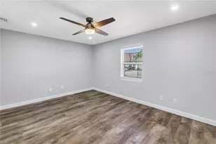 9105 W Hillsborough Ave, Tampa, FL 33615 - Photo 20