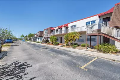 9105 W Hillsborough Avenue #I102, Tampa, FL 33615 - Photo 4