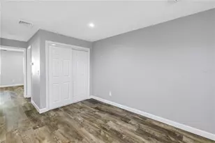 9105 W Hillsborough Ave, Tampa, FL 33615 - Photo 12