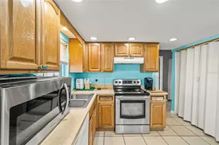 8025 Durham Dr, Port Richey, FL 34668 - Photo 30