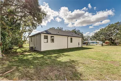 7901 N Greenwood Avenue, Tampa, FL 33604 - Photo 24