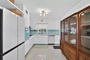 1842 59th Way N, Saint Petersburg, FL 33710 - Photo 12