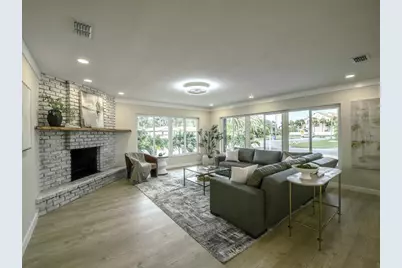 6400 Mockingbird Way S, Saint Petersburg, FL 33707 - Photo 4